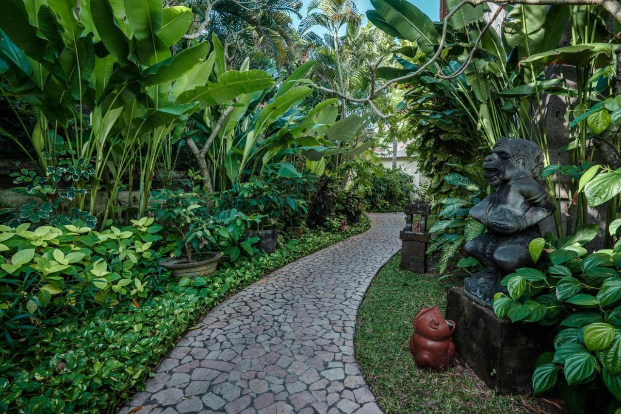 Hotel Kumala Pantai Legian Dış mekan fotoğraf