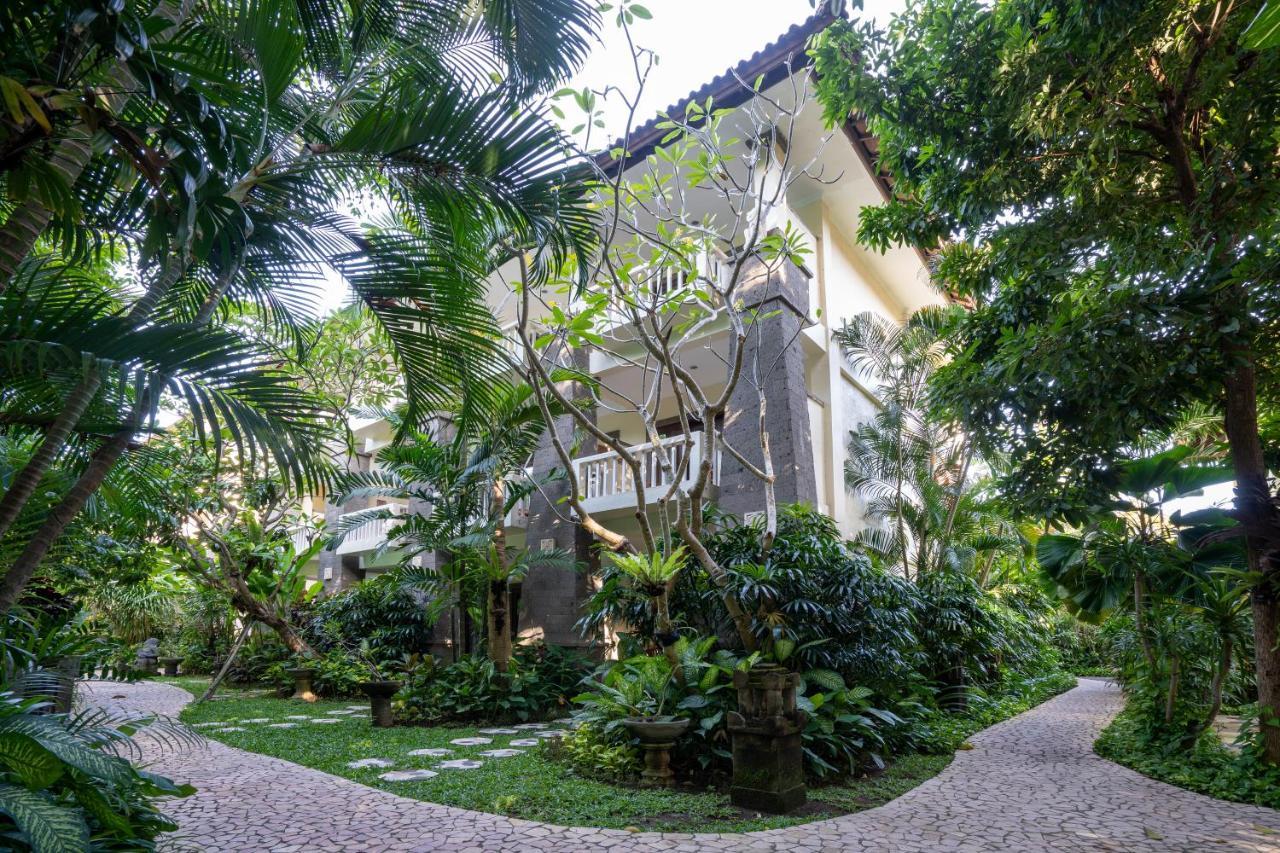 Hotel Kumala Pantai Legian Dış mekan fotoğraf